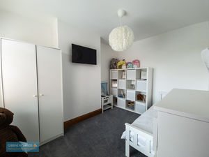 Bedroom- click for photo gallery